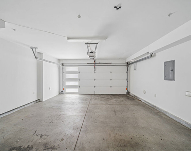 6002 Klump Avenue - Photo Thumbnail 25