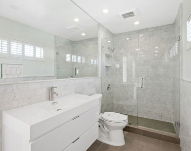 339 N Oakhurst Drive - Photo Thumbnail 13