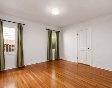 627 26th Street - Photo Thumbnail 24
