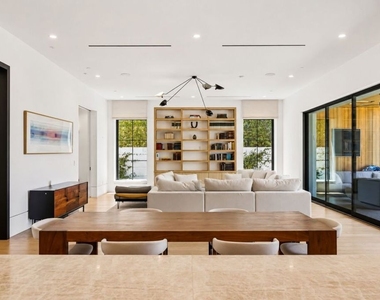 9206 Monte Mar Drive - Photo Thumbnail 10