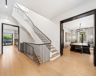 9206 Monte Mar Drive - Photo Thumbnail 2