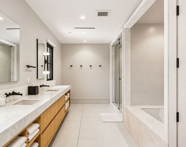 9206 Monte Mar Drive - Photo Thumbnail 25
