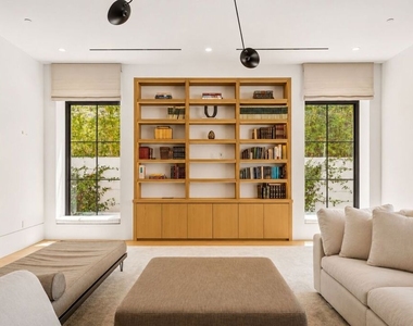 9206 Monte Mar Drive - Photo Thumbnail 8