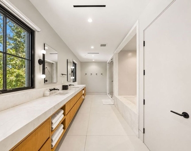 9206 Monte Mar Drive - Photo Thumbnail 24