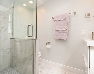 9023 Phyllis Avenue - Photo Thumbnail 31