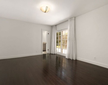 519 N Rexford Drive - Photo Thumbnail 19