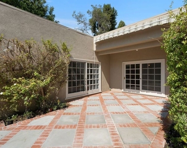 519 N Rexford Drive - Photo Thumbnail 39