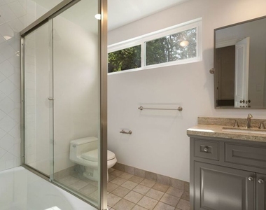 519 N Rexford Drive - Photo Thumbnail 20