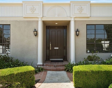 519 N Rexford Drive - Photo Thumbnail 6