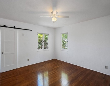 848 17th Street - Photo Thumbnail 26