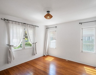 848 17th Street - Photo Thumbnail 12