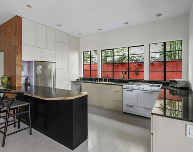2311 Louella Avenue - Photo Thumbnail 18