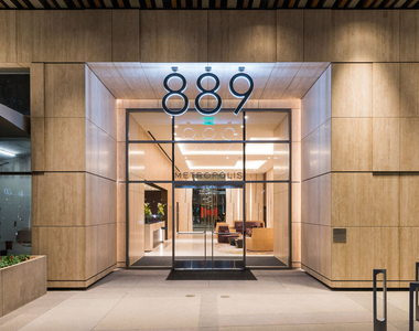 889 Francisco Street - Photo Thumbnail 5