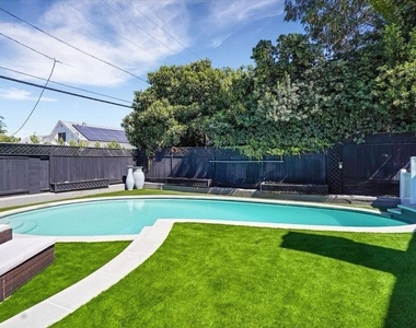 6500 Ponce Avenue - Photo Thumbnail 7