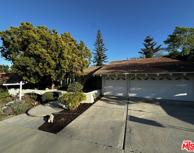 26572 Academy Drive - Photo Thumbnail 1