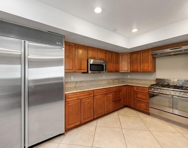 79090 Barwick Place - Photo Thumbnail 12