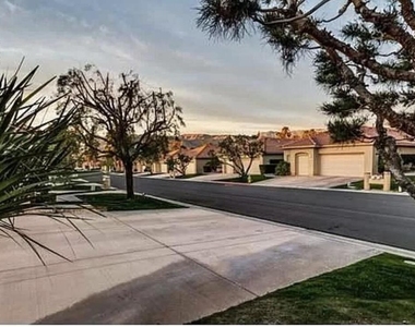 129 Kavenish Drive - Photo Thumbnail 11