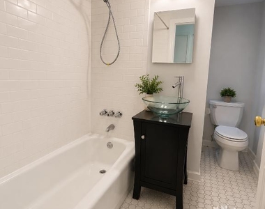 211 Clinton St. - Photo Thumbnail 3