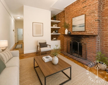 211 Clinton St. - Photo Thumbnail 1