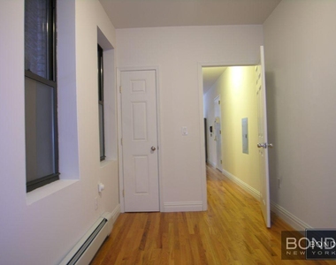 West 54 Street - Photo Thumbnail 2
