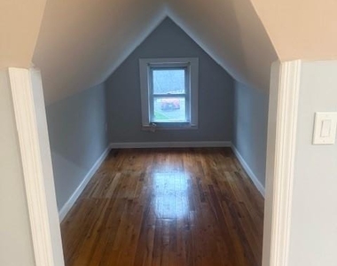 302 Oakford Street - Photo Thumbnail 16