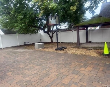 302 Oakford Street - Photo Thumbnail 30