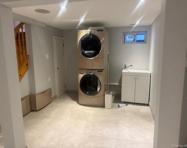 302 Oakford Street - Photo Thumbnail 28