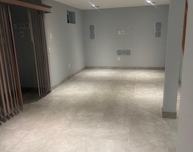 302 Oakford Street - Photo Thumbnail 22