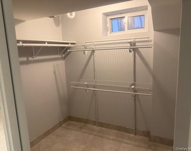 302 Oakford Street - Photo Thumbnail 25