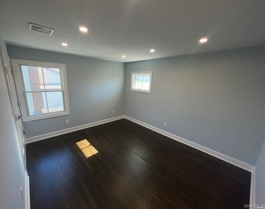 3874 Jerusalem Avenue - Photo Thumbnail 20