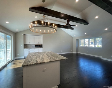 3874 Jerusalem Avenue - Photo Thumbnail 13
