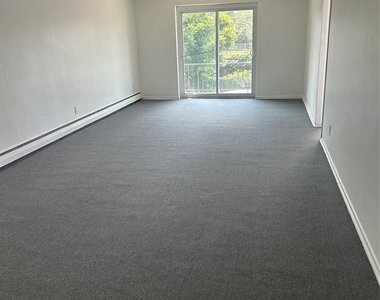 50-52 Gibson Boulevard - Photo Thumbnail 2