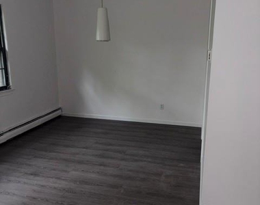 15628 78th Street - Photo Thumbnail 3