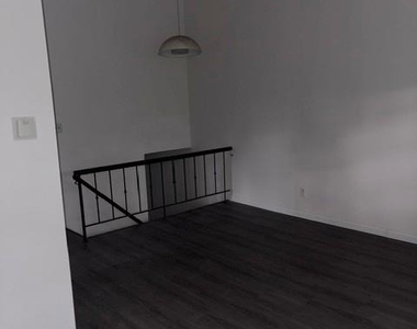 15628 78th Street - Photo Thumbnail 5