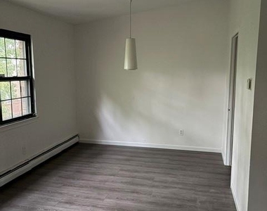 15628 78th Street - Photo Thumbnail 2