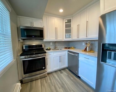 444 Terrace Road - Photo Thumbnail 3