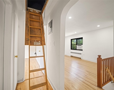73-10 Springfield Boulevard - Photo Thumbnail 15
