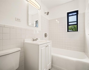 73-10 Springfield Boulevard - Photo Thumbnail 13