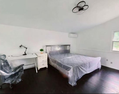18 Fraternity Lane - Photo Thumbnail 6