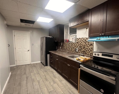 255 Smith Street - Photo Thumbnail 1