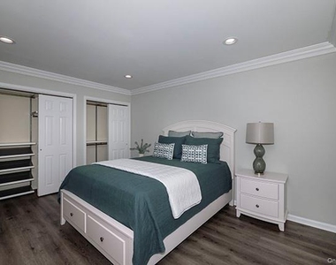 21 Sylvan Lane - Photo Thumbnail 7