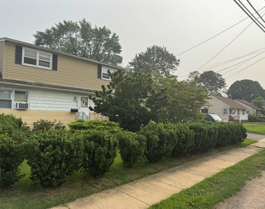 124 Parkdale Drive - Photo Thumbnail 28