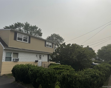 124 Parkdale Drive - Photo Thumbnail 27