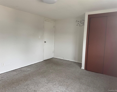 124 Parkdale Drive - Photo Thumbnail 24