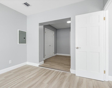 108-42 64th Avenue - Photo Thumbnail 20