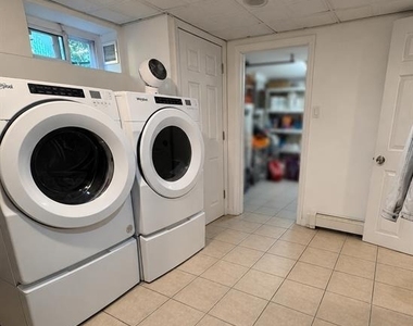 1498 Kew Avenue - Photo Thumbnail 13