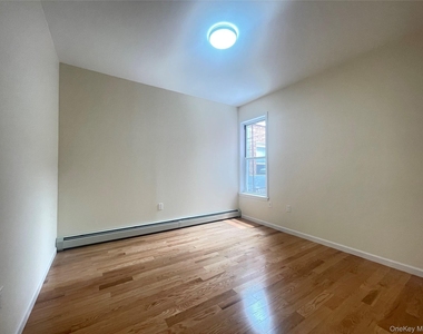 1006 Jericho Turnpike - Photo Thumbnail 4