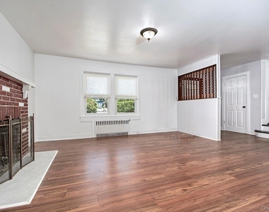 13 Concord Avenue - Photo Thumbnail 5
