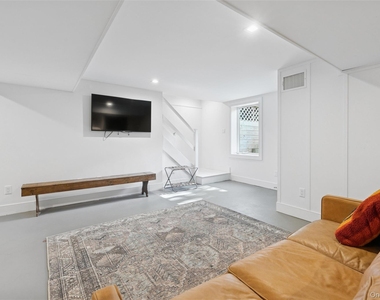 4 Morris Court - Photo Thumbnail 18