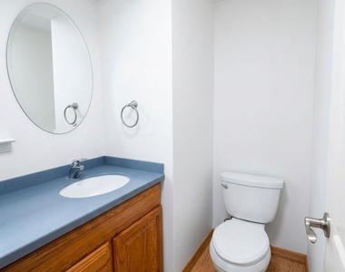 99 Washington Street - Photo Thumbnail 10